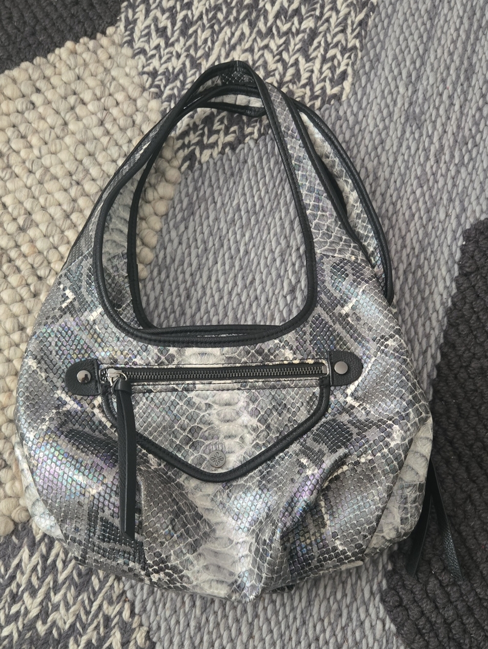 SIMPLY VERA WANG IRRIDESCENT SNAKE SKIN PURSE